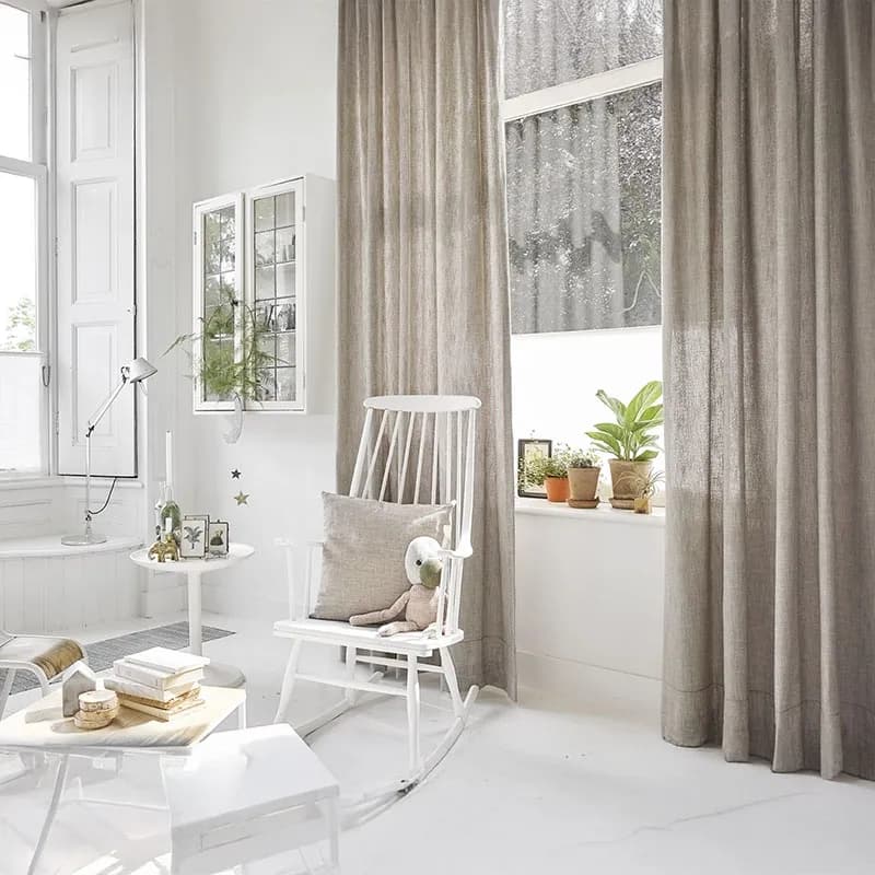Gardinen waschen: welches Programm, wie warm, wie aufhängen Gardinen waschen: welches Programm, wie warm, wie aufhängen